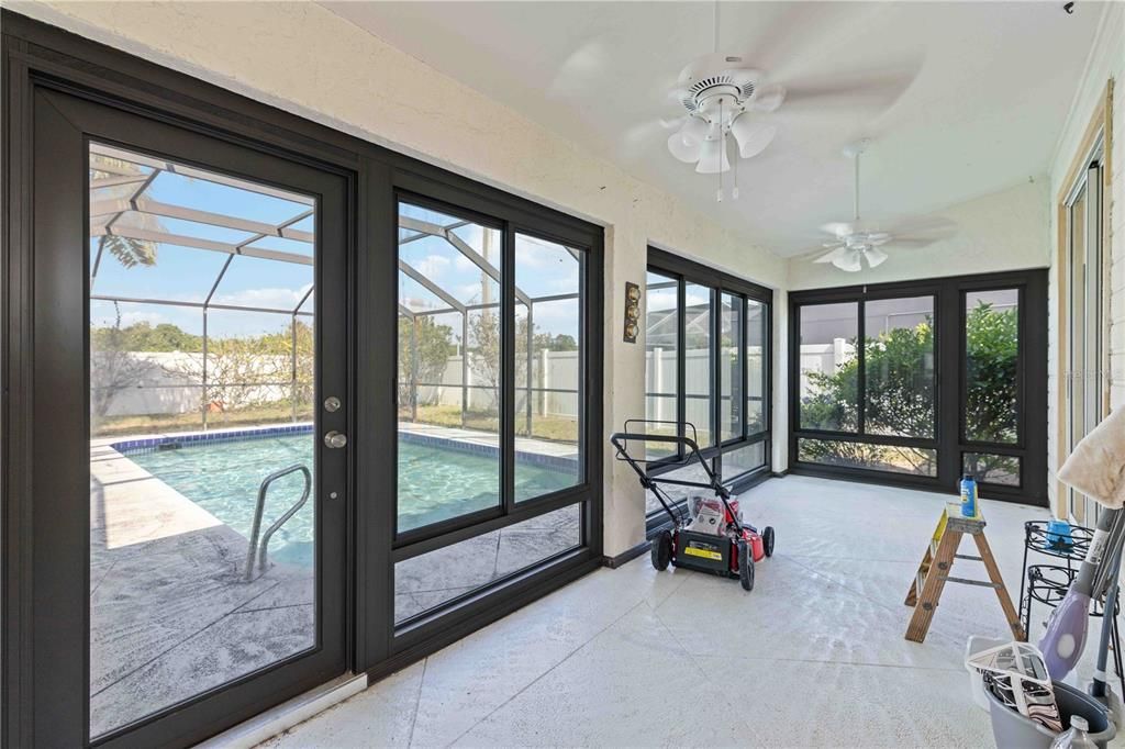 En Venta: $349,000 (4 camas, 2 baños, 1759 Pies cuadrados)