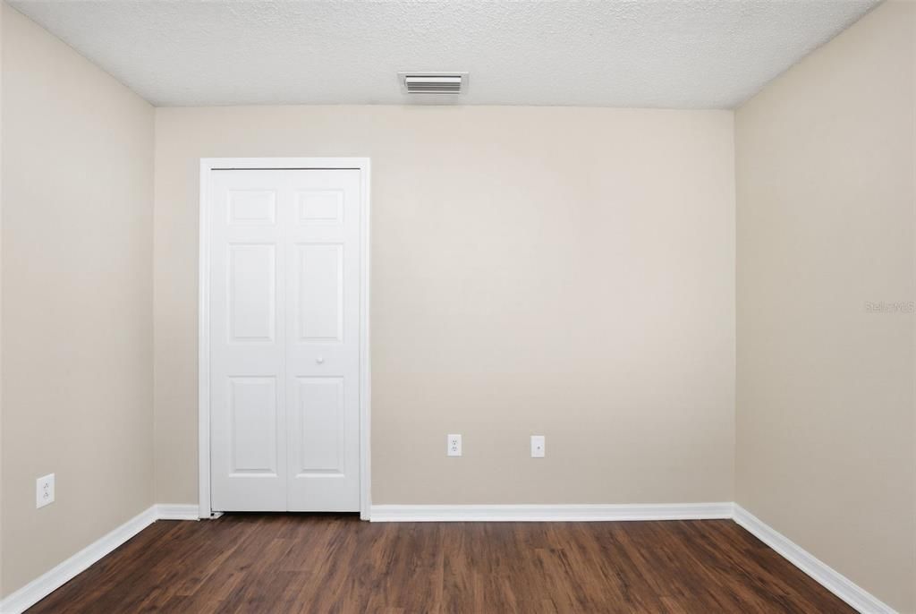 На продажу: $309,900 (4 спален, 2 ванн, 1507 Квадратных фут)