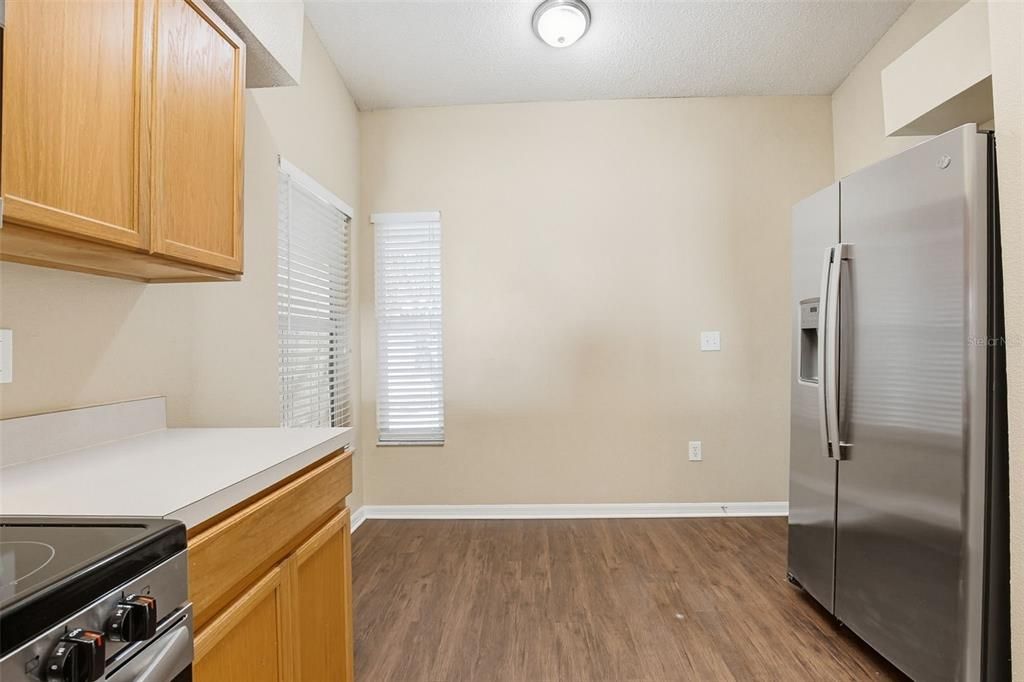 На продажу: $309,900 (4 спален, 2 ванн, 1507 Квадратных фут)