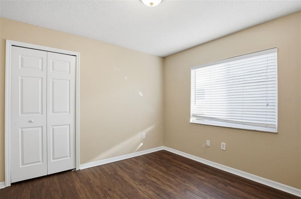 На продажу: $309,900 (4 спален, 2 ванн, 1507 Квадратных фут)