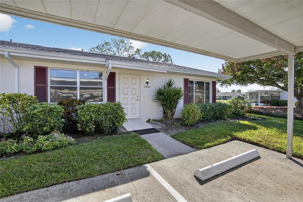 For Sale: $134,900 (2 beds, 2 baths, 984 Square Feet)