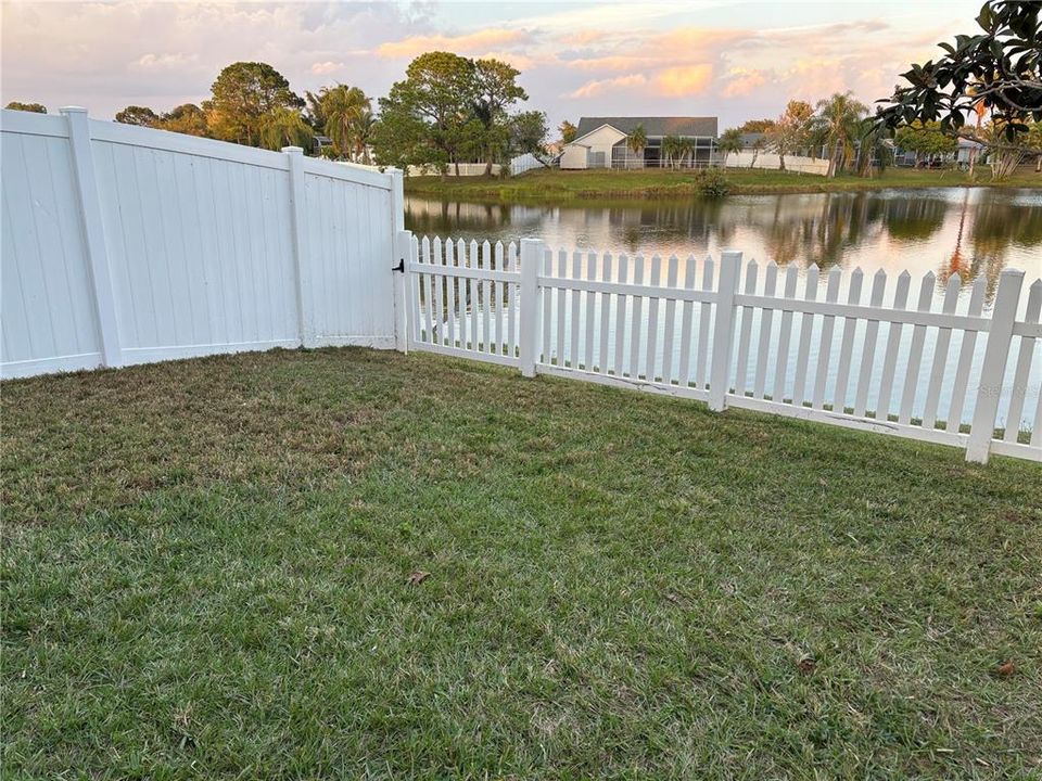 For Rent: $2,400 (3 beds, 2 baths, 1842 Square Feet)