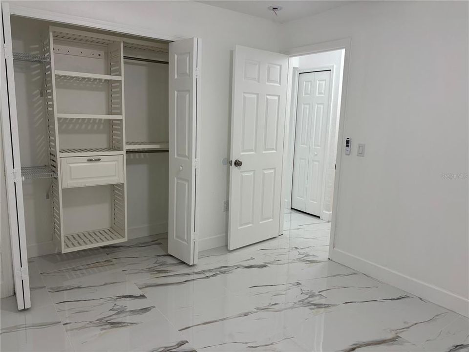 For Rent: $2,400 (3 beds, 2 baths, 1842 Square Feet)