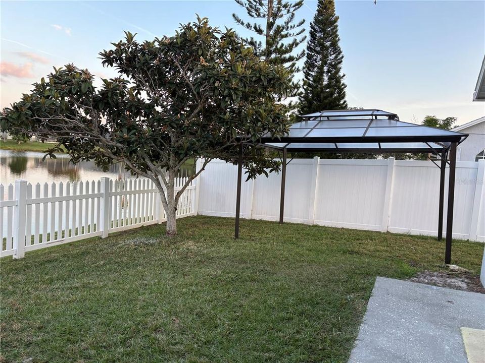 For Rent: $2,400 (3 beds, 2 baths, 1842 Square Feet)