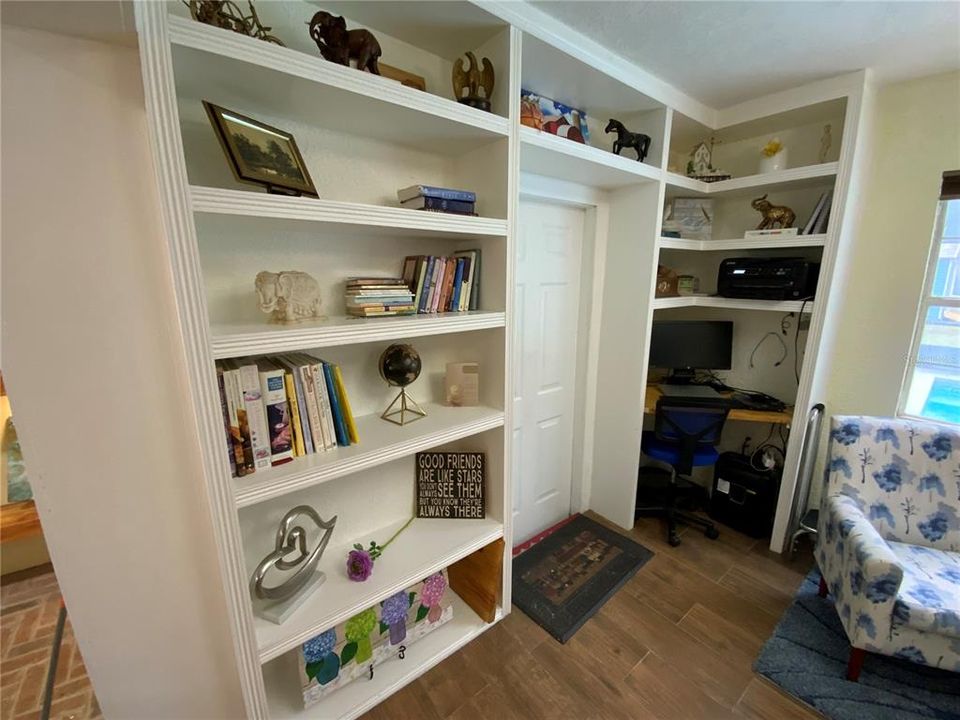 待售: $715,000 (4 贝兹, 4 浴室, 2398 平方英尺)