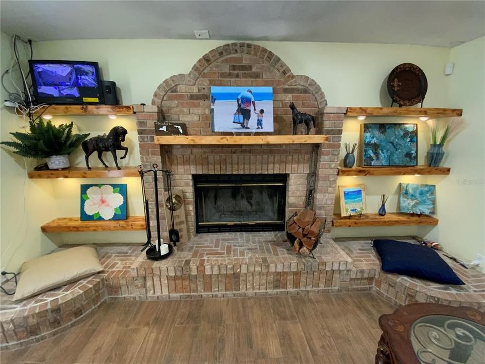 待售: $715,000 (4 贝兹, 4 浴室, 2398 平方英尺)