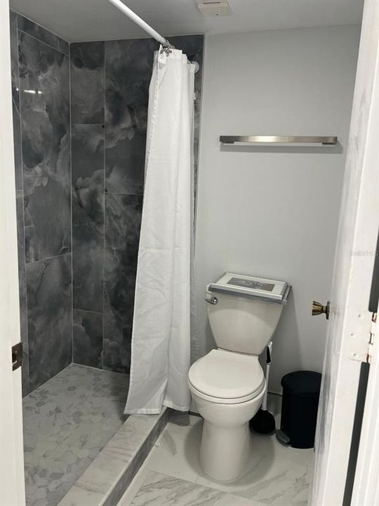 В аренду: $1,890 (2 спален, 2 ванн, 1145 Квадратных фут)