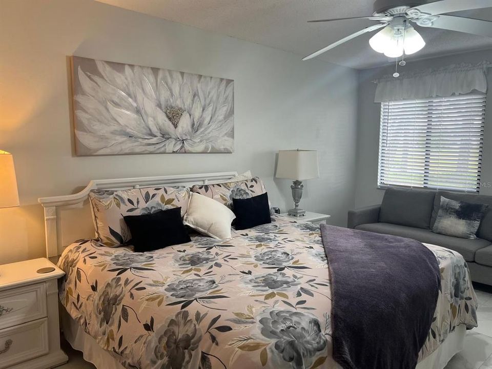 В аренду: $1,890 (2 спален, 2 ванн, 1145 Квадратных фут)