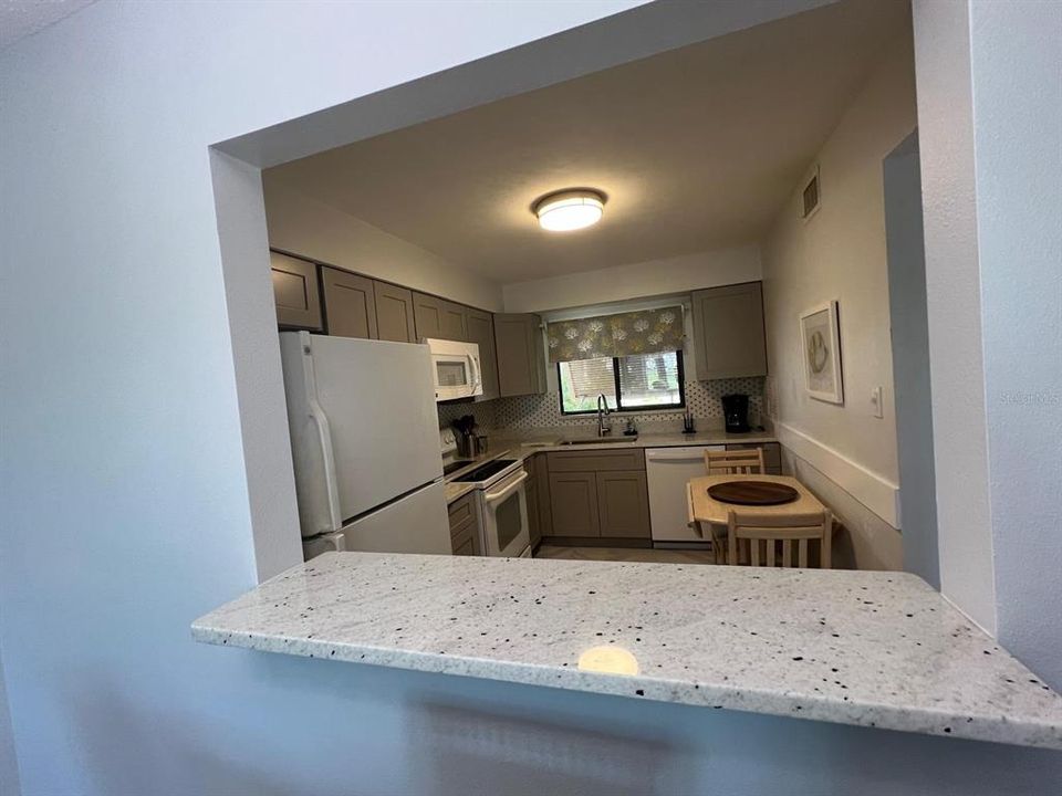 В аренду: $1,890 (2 спален, 2 ванн, 1145 Квадратных фут)