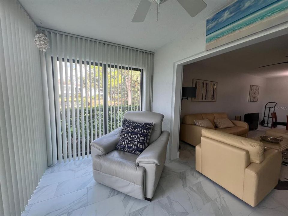 В аренду: $1,890 (2 спален, 2 ванн, 1145 Квадратных фут)