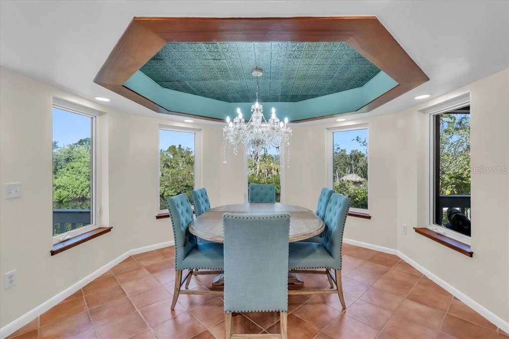 For Sale: $1,395,000 (4 beds, 4 baths, 2470 Square Feet)