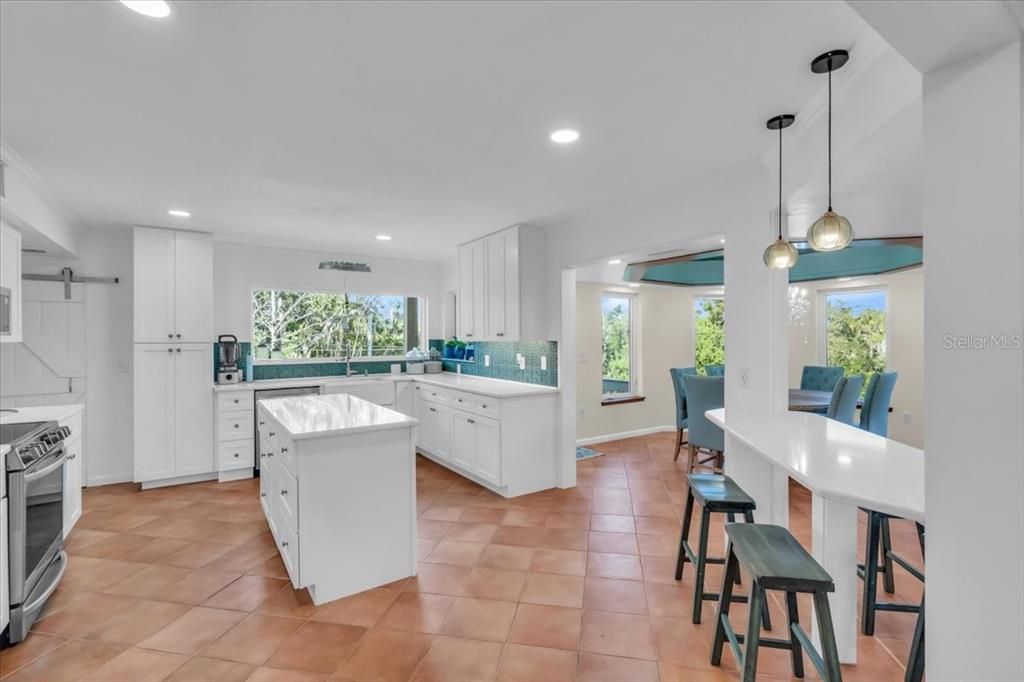 For Sale: $1,395,000 (4 beds, 4 baths, 2470 Square Feet)