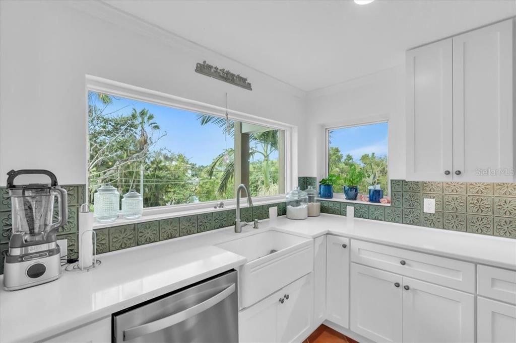 For Sale: $1,395,000 (4 beds, 4 baths, 2470 Square Feet)