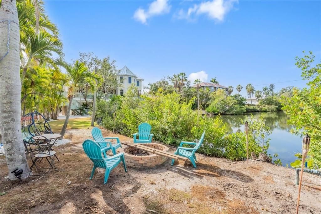 For Sale: $1,395,000 (4 beds, 4 baths, 2470 Square Feet)