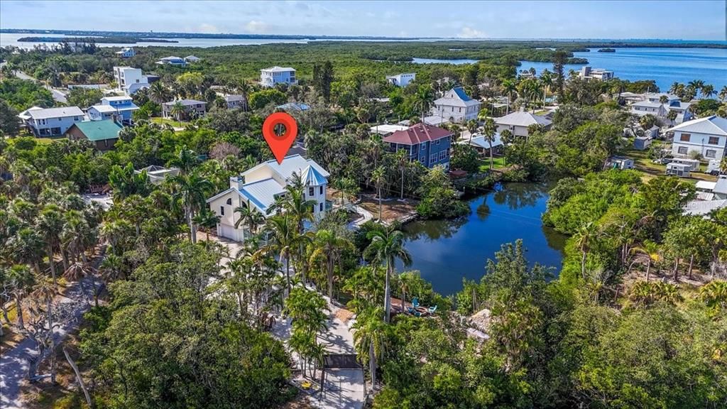 For Sale: $1,395,000 (4 beds, 4 baths, 2470 Square Feet)