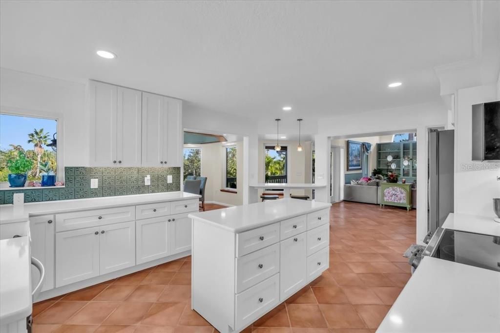 For Sale: $1,395,000 (4 beds, 4 baths, 2470 Square Feet)