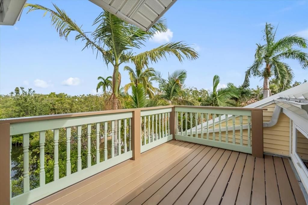 For Sale: $1,395,000 (4 beds, 4 baths, 2470 Square Feet)