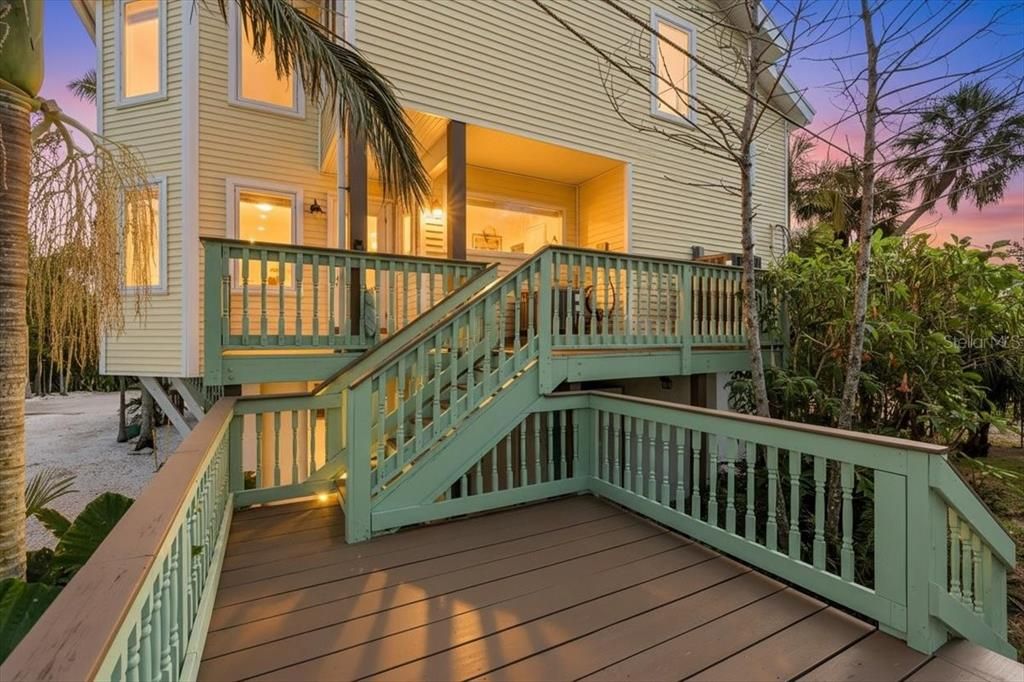 For Sale: $1,395,000 (4 beds, 4 baths, 2470 Square Feet)