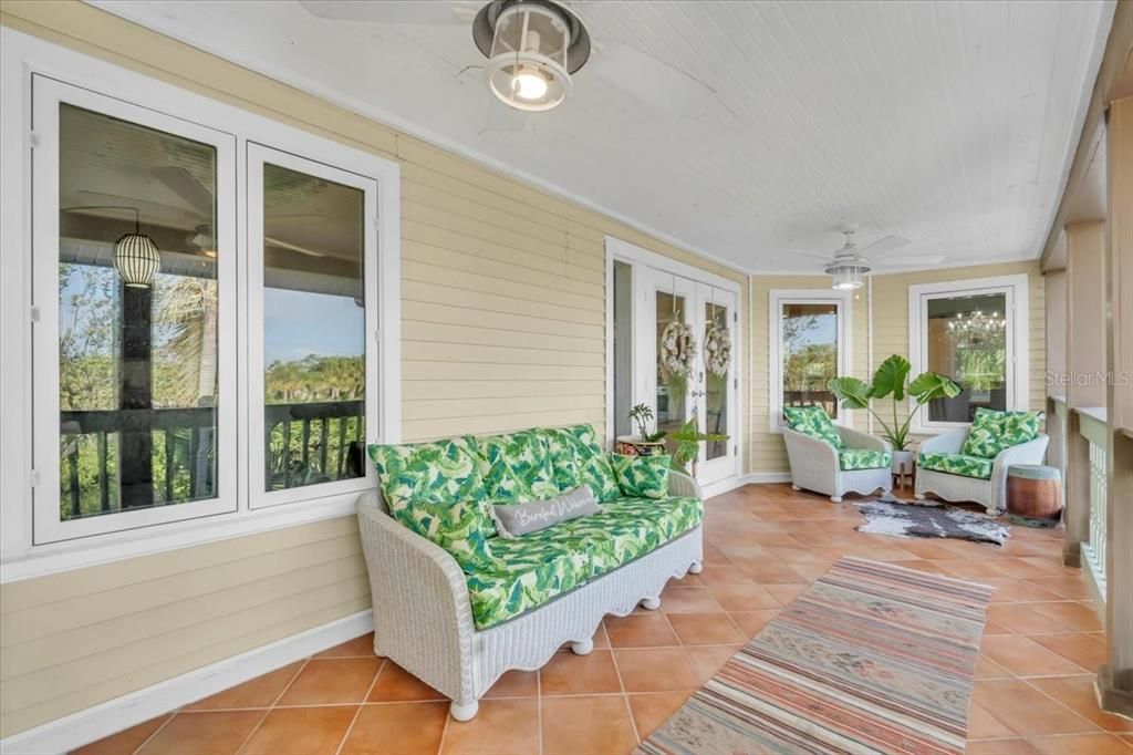 For Sale: $1,395,000 (4 beds, 4 baths, 2470 Square Feet)