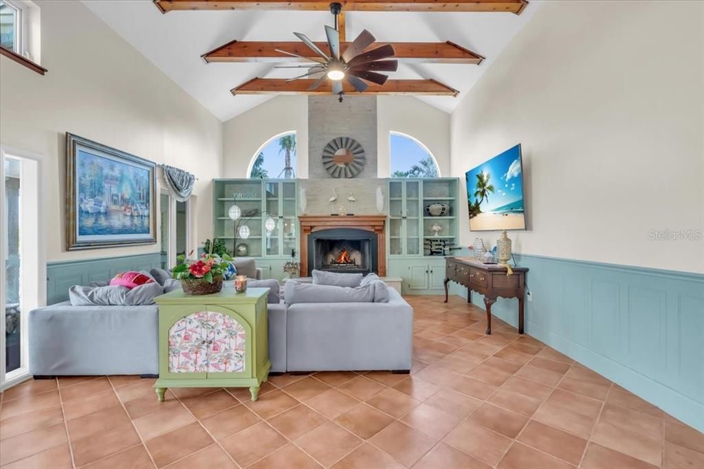 For Sale: $1,395,000 (4 beds, 4 baths, 2470 Square Feet)