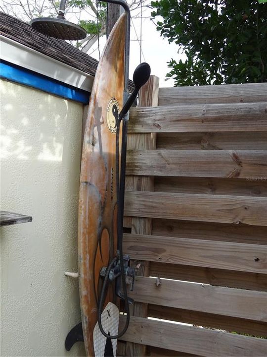 На продажу: $360,000 (2 спален, 1 ванн, 936 Квадратных фут)