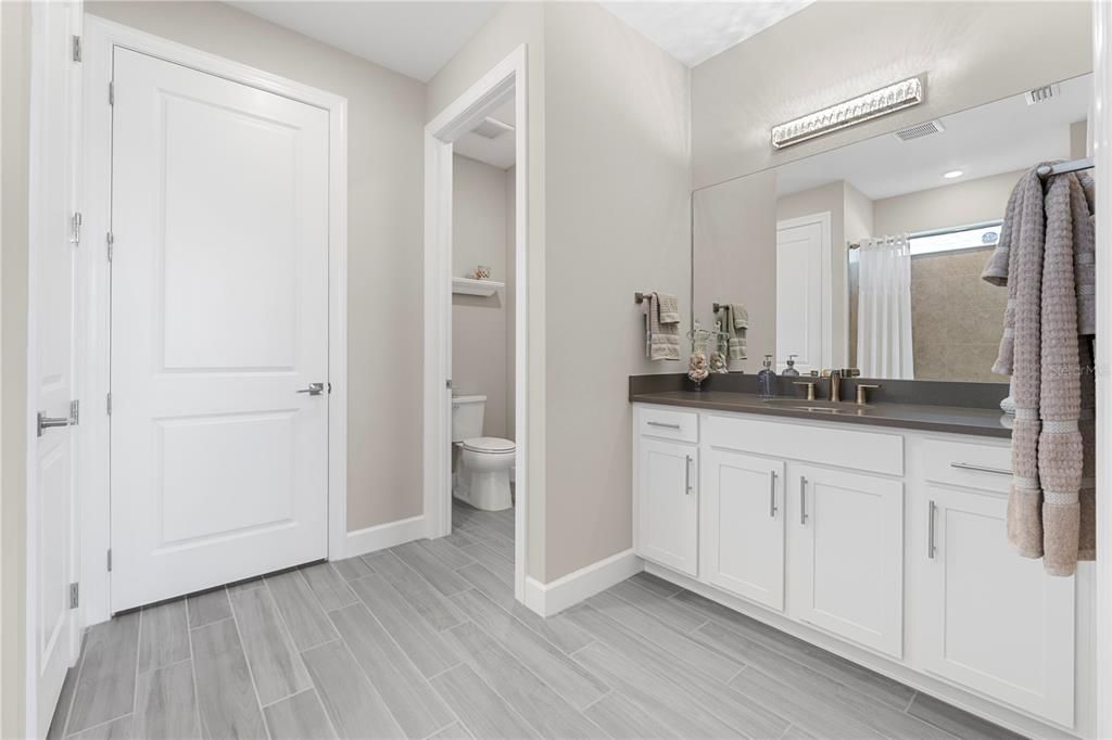 For Sale: $789,900 (3 beds, 2 baths, 2278 Square Feet)