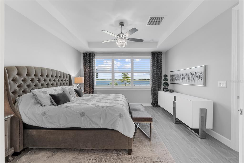 For Sale: $789,900 (3 beds, 2 baths, 2278 Square Feet)