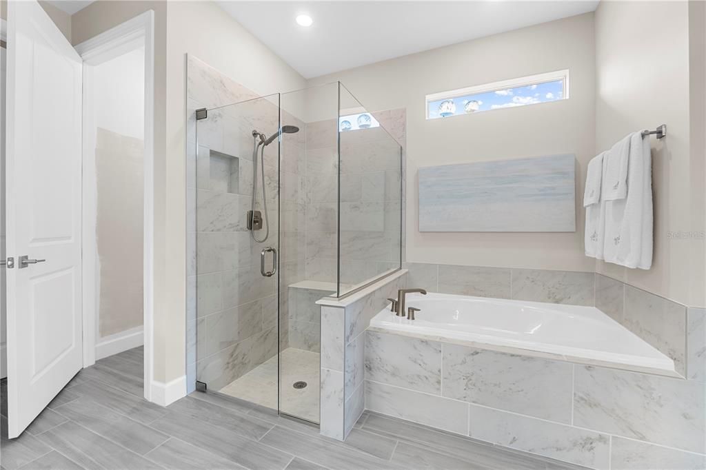 For Sale: $789,900 (3 beds, 2 baths, 2278 Square Feet)