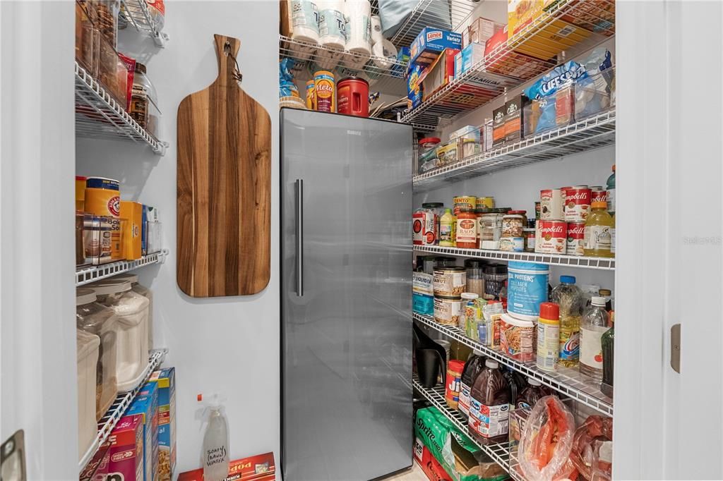 For Sale: $789,900 (3 beds, 2 baths, 2278 Square Feet)