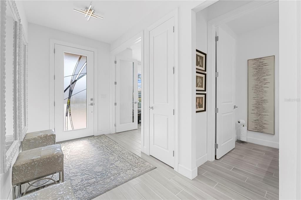 For Sale: $789,900 (3 beds, 2 baths, 2278 Square Feet)