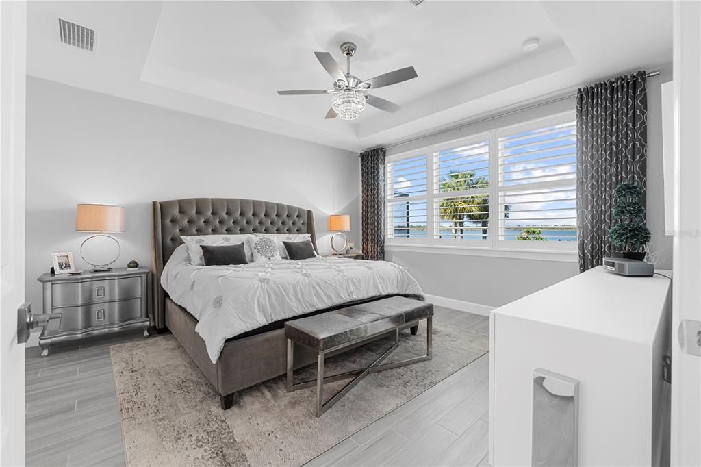 For Sale: $789,900 (3 beds, 2 baths, 2278 Square Feet)