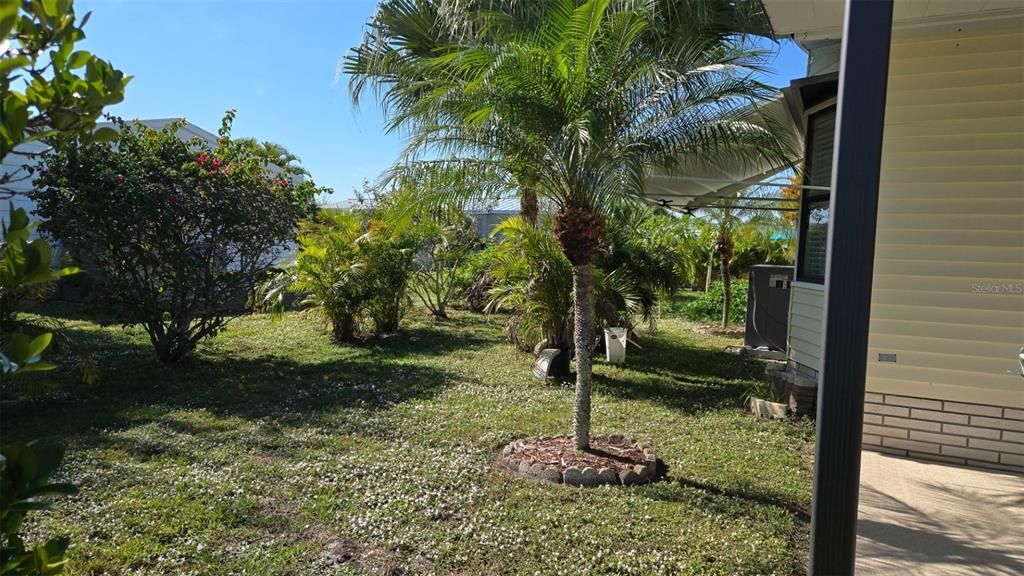 待售: $278,000 (2 贝兹, 2 浴室, 1632 平方英尺)