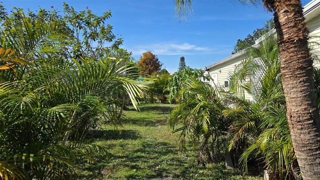 待售: $278,000 (2 贝兹, 2 浴室, 1632 平方英尺)