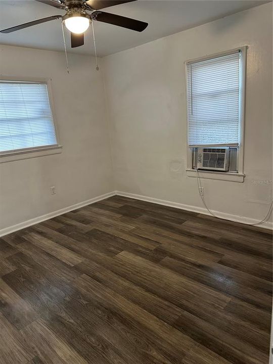 В аренду: $1,150 (2 спален, 1 ванн, 648 Квадратных фут)