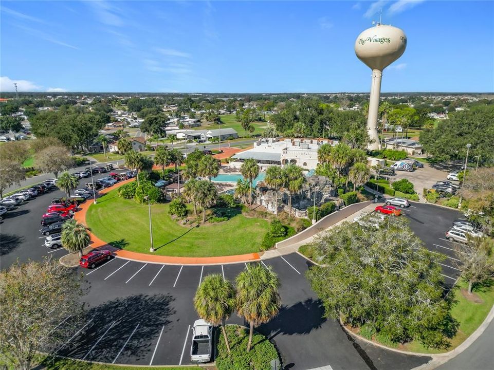 For Sale: $204,900 (2 beds, 2 baths, 1324 Square Feet)