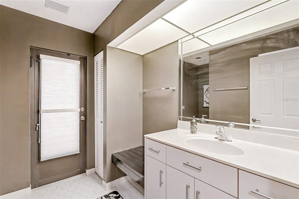 待售: $899,000 (3 贝兹, 2 浴室, 2538 平方英尺)