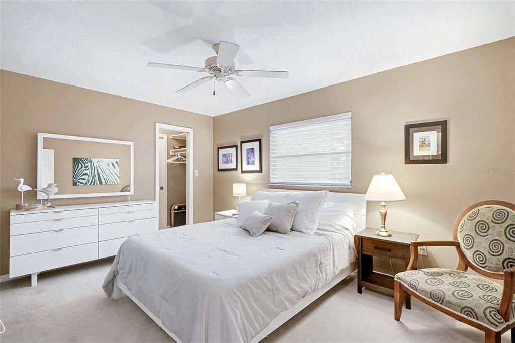 待售: $899,000 (3 贝兹, 2 浴室, 2538 平方英尺)