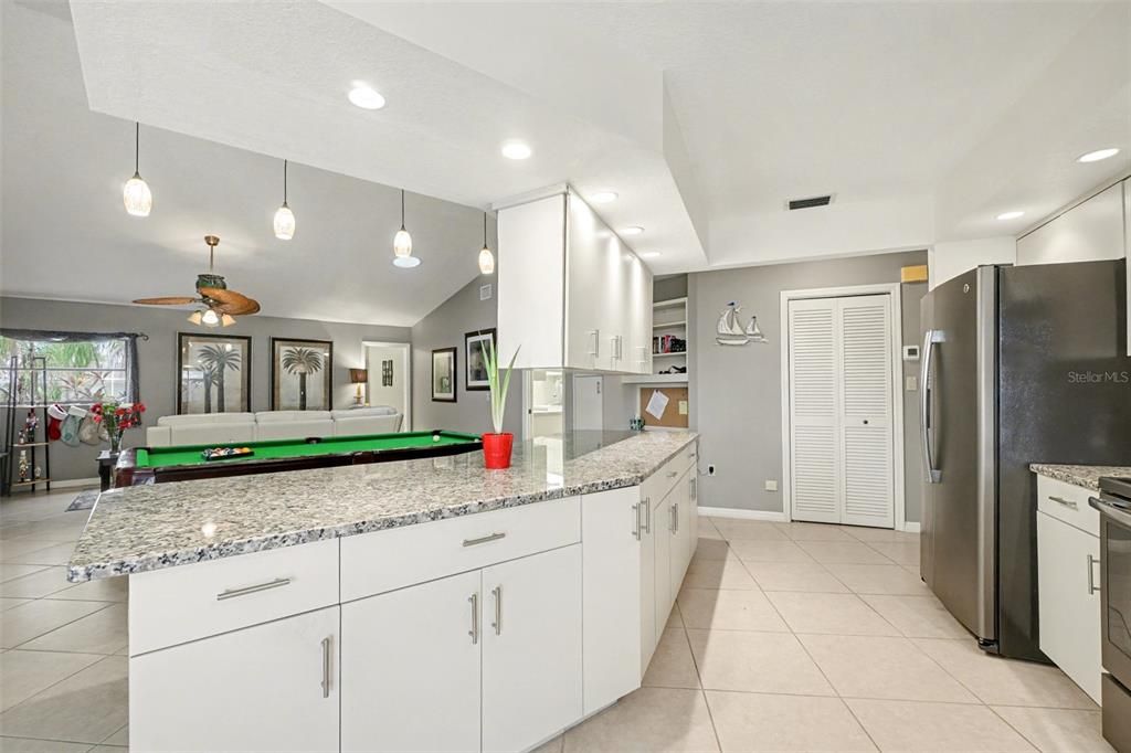 待售: $899,000 (3 贝兹, 2 浴室, 2538 平方英尺)