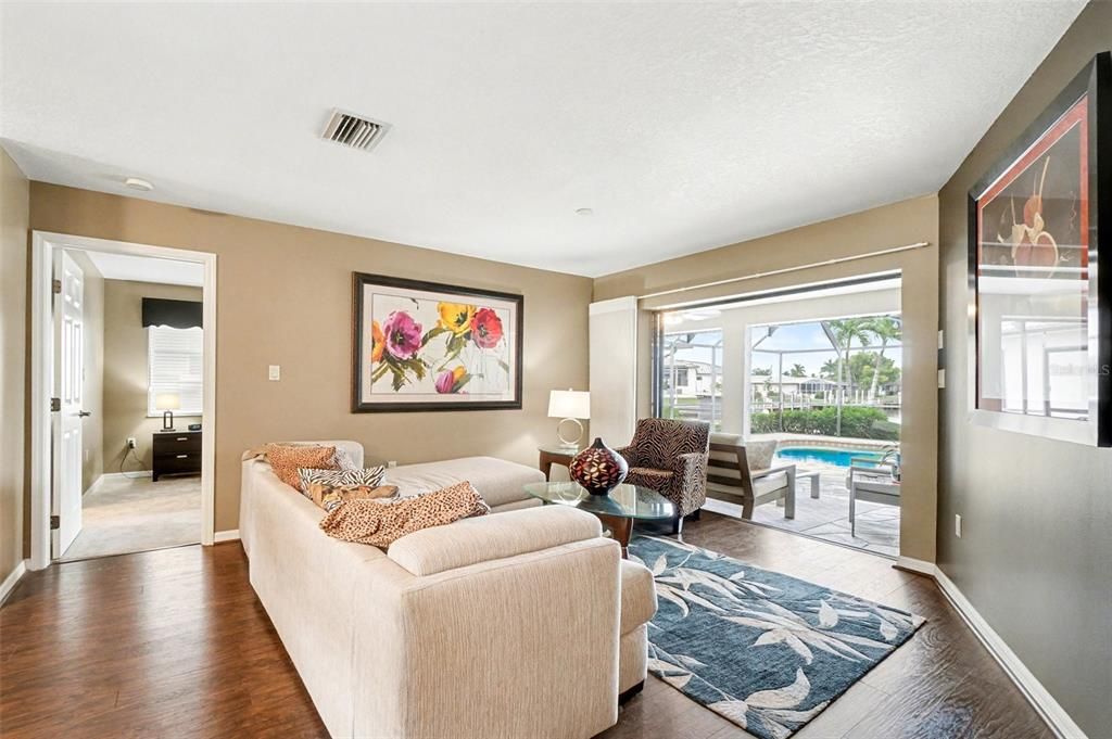 待售: $899,000 (3 贝兹, 2 浴室, 2538 平方英尺)