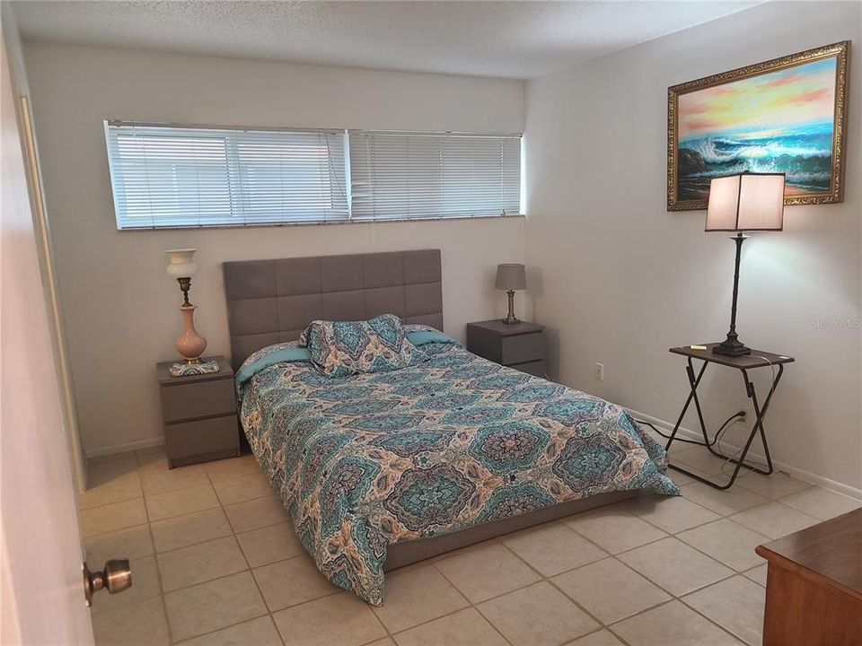 For Rent: $1,550 (1 beds, 1 baths, 663 Square Feet)