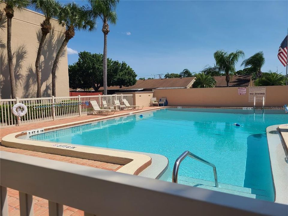 For Rent: $1,550 (1 beds, 1 baths, 663 Square Feet)