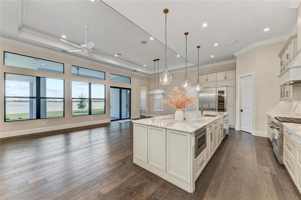 For Sale: $1,690,000 (3 beds, 3 baths, 2699 Square Feet)