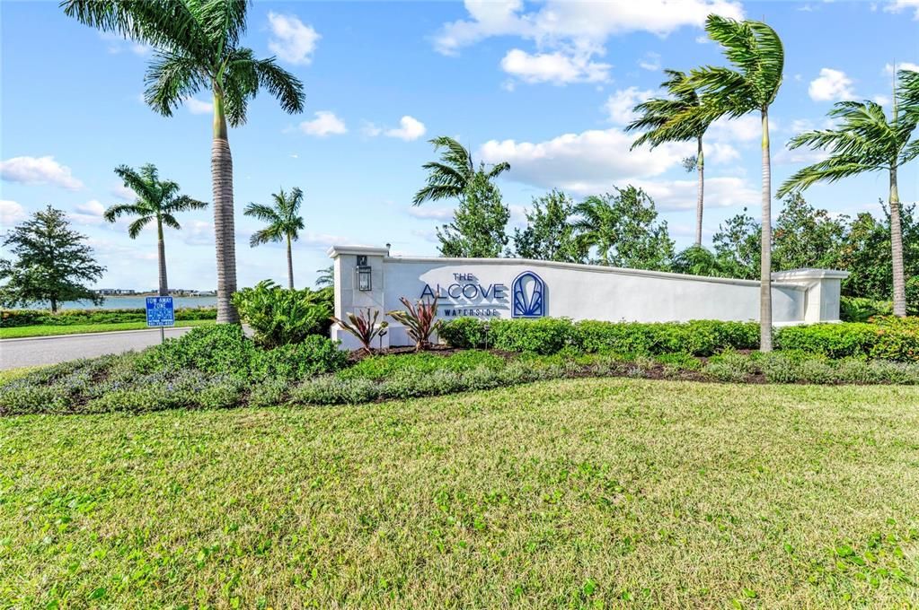 For Sale: $1,690,000 (3 beds, 3 baths, 2699 Square Feet)