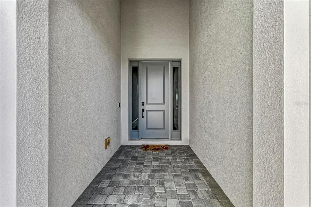 For Sale: $1,690,000 (3 beds, 3 baths, 2699 Square Feet)