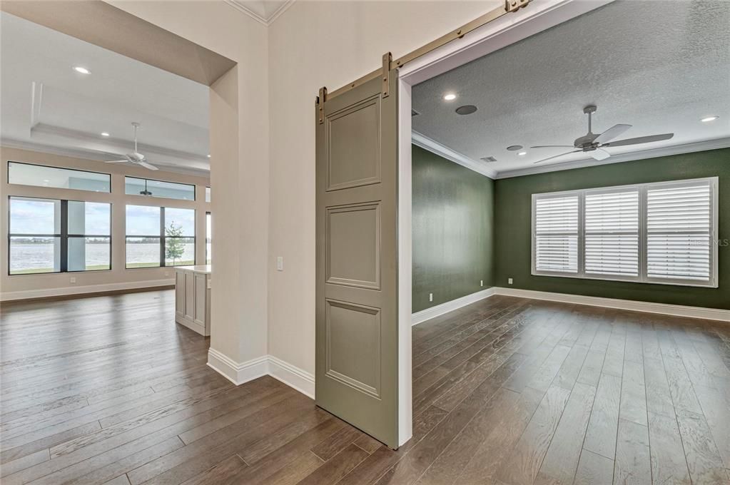 For Sale: $1,690,000 (3 beds, 3 baths, 2699 Square Feet)