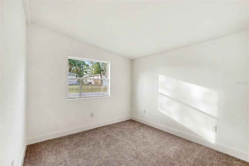 待售: $250,000 (3 贝兹, 1 浴室, 1020 平方英尺)