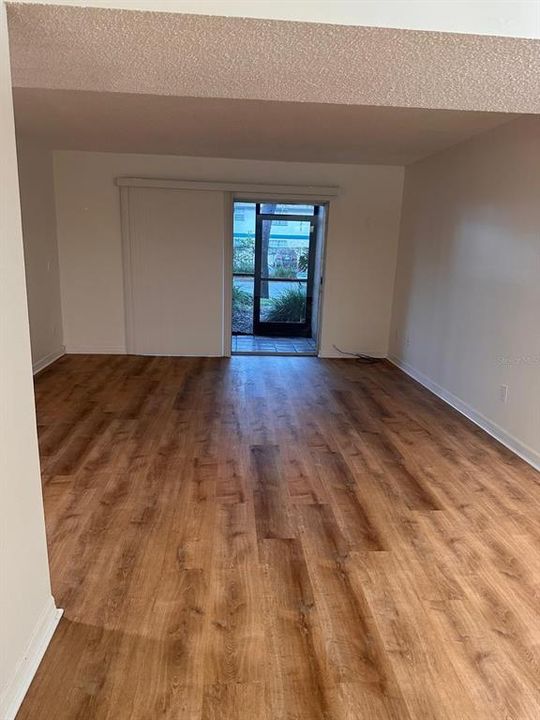 На продажу: $185,000 (3 спален, 2 ванн, 1200 Квадратных фут)