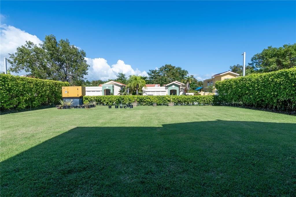 For Sale: $725,000 (4 beds, 2 baths, 2000 Square Feet)