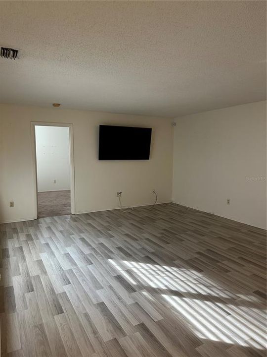 En Venta: $220,000 (2 camas, 2 baños, 918 Pies cuadrados)