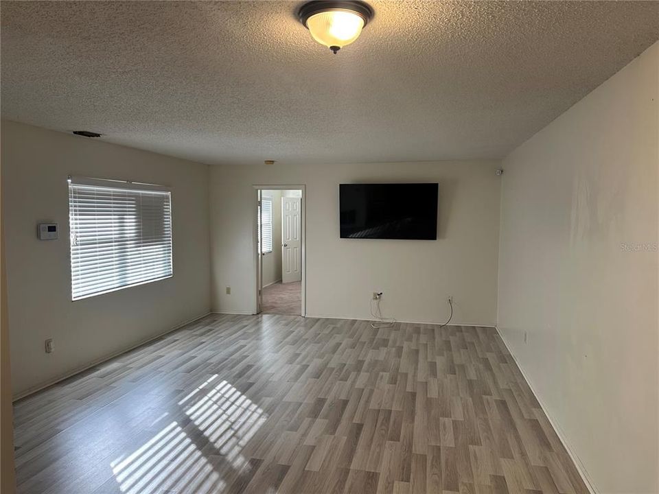 En Venta: $220,000 (2 camas, 2 baños, 918 Pies cuadrados)